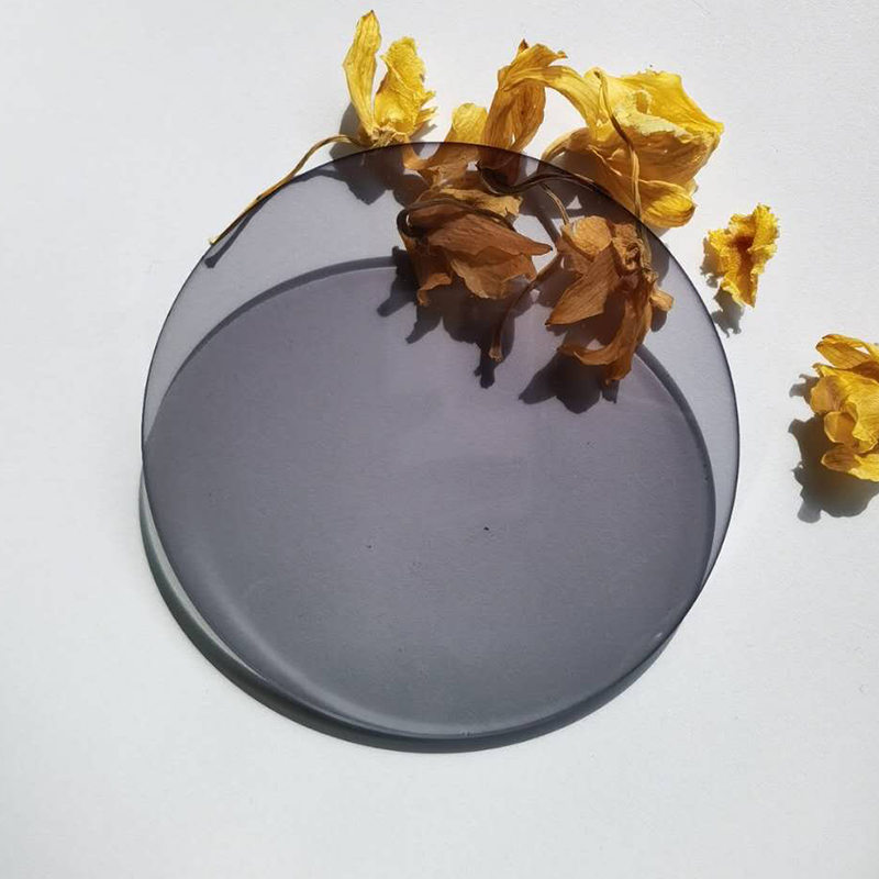 1.67 ফটোক্রোমিক লেন্স SHMC