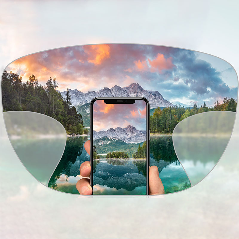 ডিলাক্স লেন্স